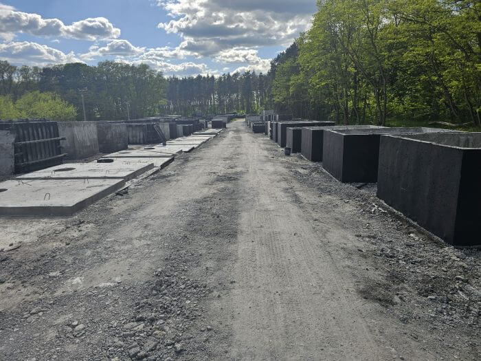 Plac z gotowymi szambami betonowymi Mińsk Mazowiecki w różnych rozmiarach